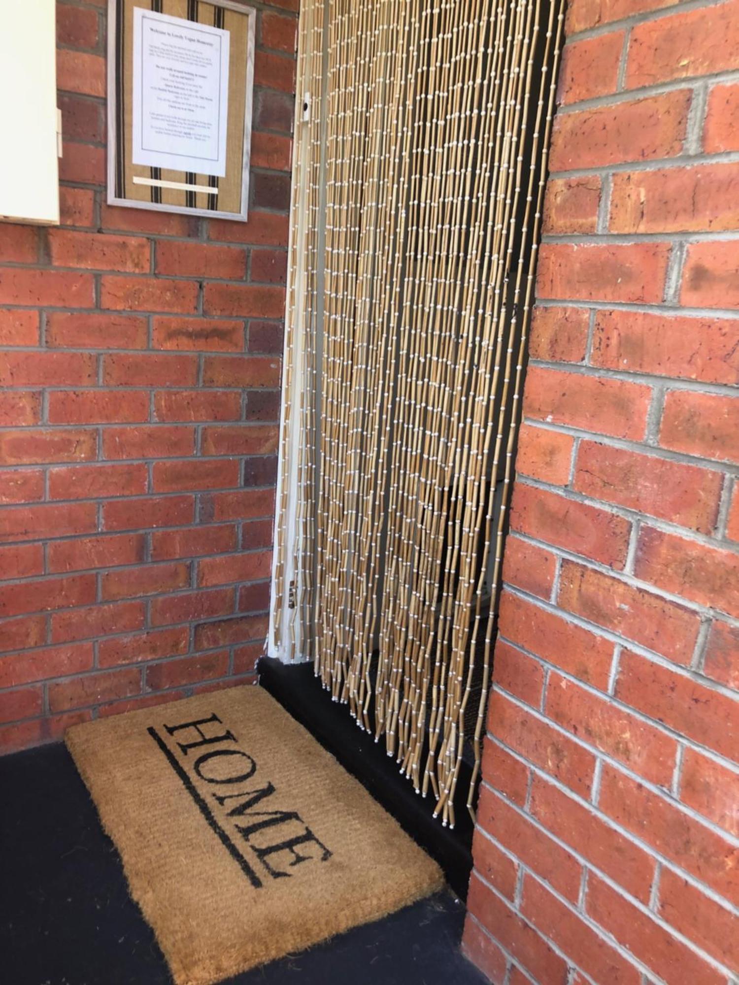 Lovely Budget Vegan Homestay Launceston Bagian luar foto